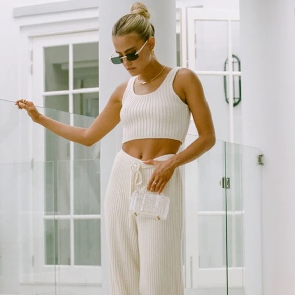 NEW Sabo Skirt Nikkou Knit Crop Tank Top Neutral Cream Neck Acrylic Australia - Picture 2 of 12